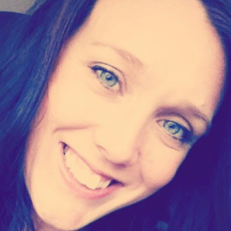 Monica Sweeney Photo 14