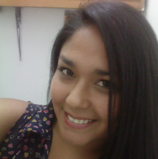 Nathalie Calderon Photo 18