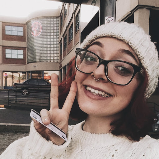 Mackenzie Gale Photo 3