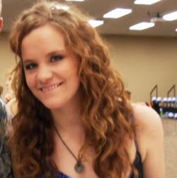 Emily Hansen Photo 24
