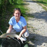 Laura Bartos Photo 11