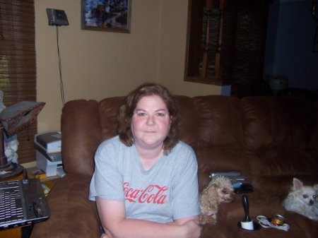 Christine Saunders Photo 22