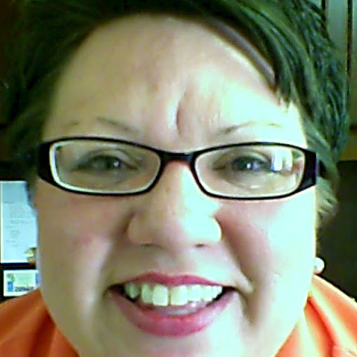 Stephanie Long Photo 14