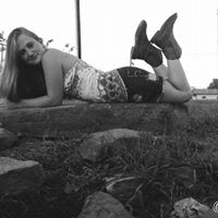 Crystal Mize Photo 8