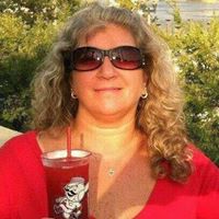 Lisa Dickerson Photo 28