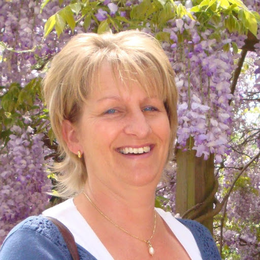 Jane Ford Photo 30