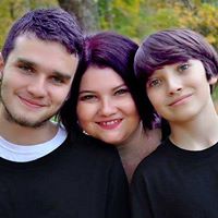 Lisa Farris Photo 29