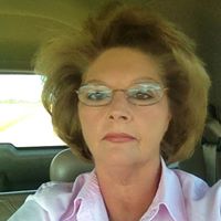 Linda Bruce Photo 25