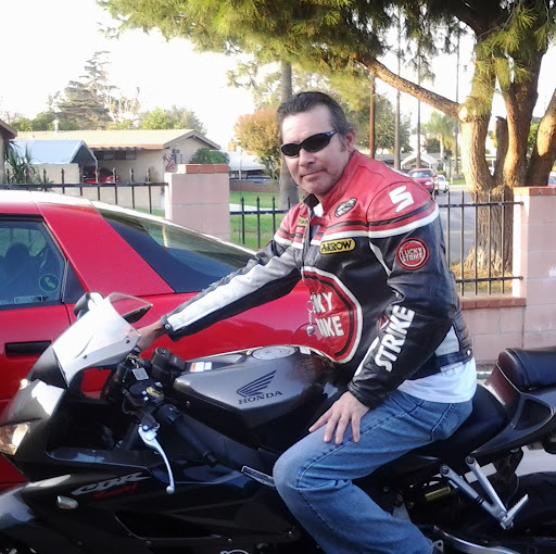 Richard Apodaca Photo 35