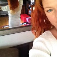 Jennifer Vallance Photo 6