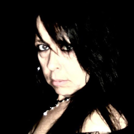 Angelia Evans Photo 12