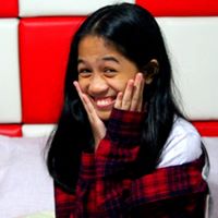 Julia Mendoza Photo 29