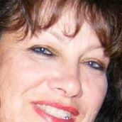 Debbie Munoz Photo 11