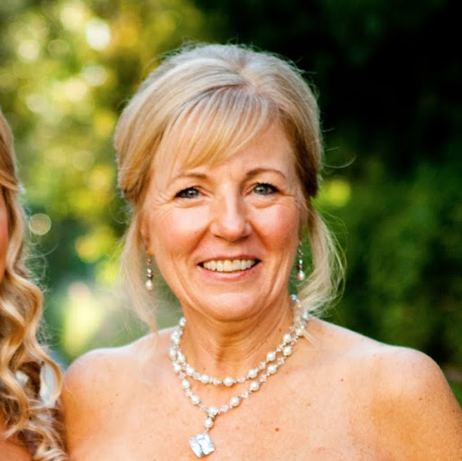 Carolyn Newman Photo 30