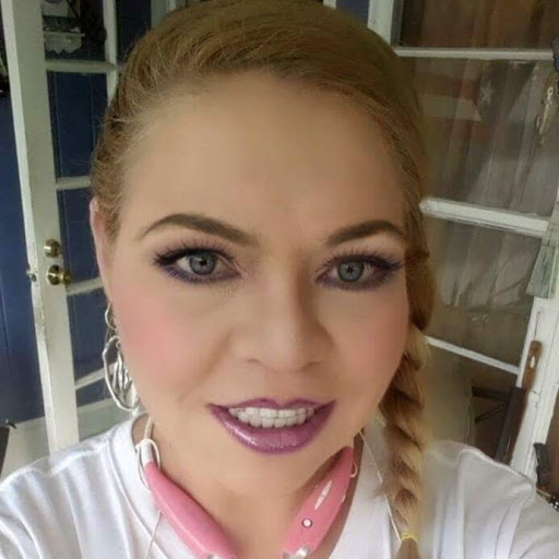 Doris Fuentes Photo 26