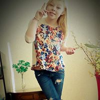 Megan Webster Photo 27