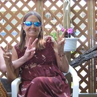 Linda Bicknell Photo 8