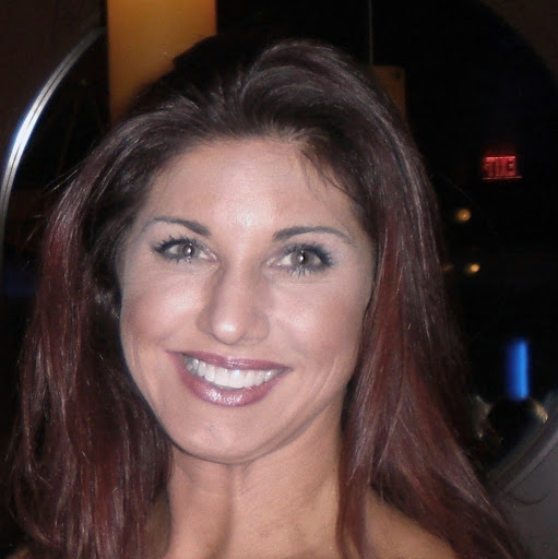 Laura Beard Photo 16