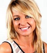 Lisa Perry Photo 3