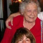 Phyllis Simmons Photo 25