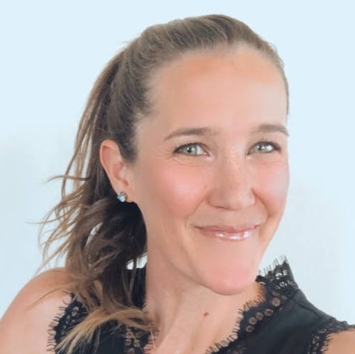 Laura Barron Photo 27