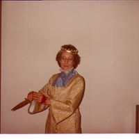 Virginia Reynolds Photo 25
