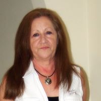 Jackie Evans Photo 21