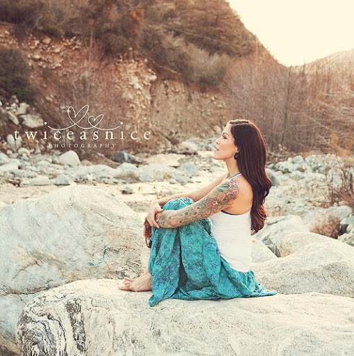 Amy Guthrie Photo 12