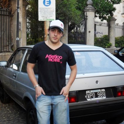Alex Connor Photo 34