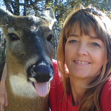 April Walters Photo 36