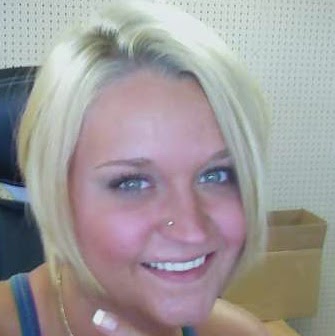 Michelle Langdon Photo 23