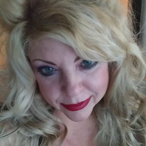 Debra Marshall Photo 31