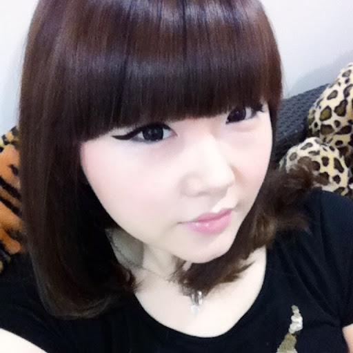 Christy Wang Photo 26