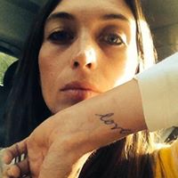 Sarah Hewes Photo 23