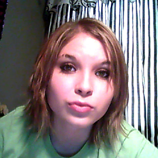 Alisha Bell Photo 17