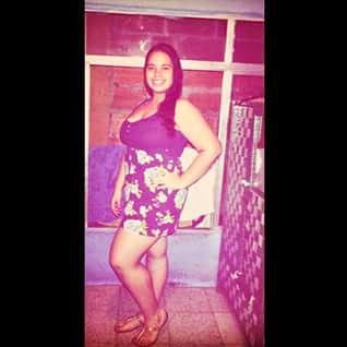 Sara Uribe Photo 10