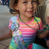 Julie Goins Photo 26