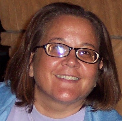 Theresa Lang Photo 30