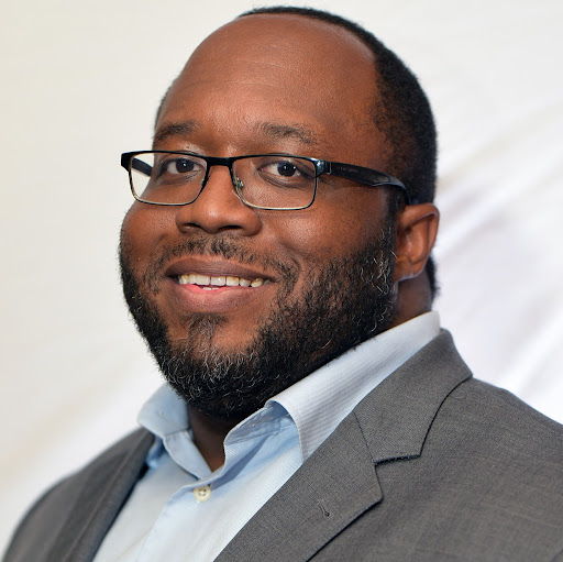 Derrick Thompson Photo 5