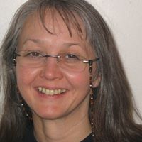 Debbie Findlay Photo 8