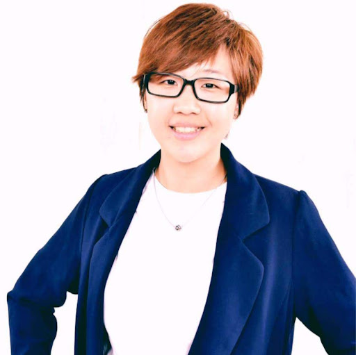 Alison Liu Photo 6