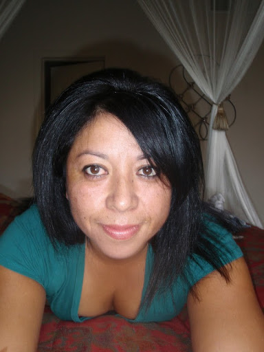 Amy Cuellar Photo 4