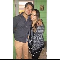 Liz Paredes Photo 36