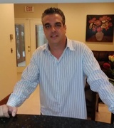 Luis Aguilar Photo 1
