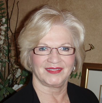 Jane Swain Photo 34