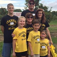 Lora Clark Photo 34