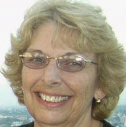 Linda Power Photo 40