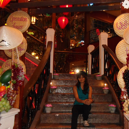 Deepti Varshney Photo 18