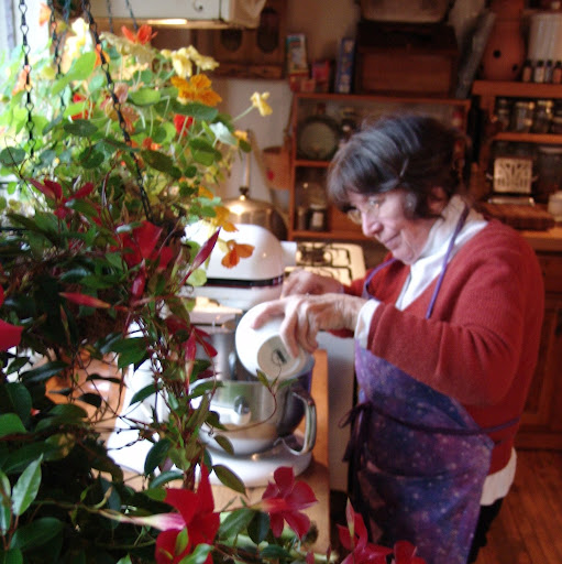 Linda Kelley Photo 15