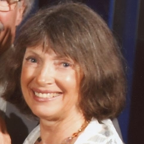 Ruth Ross Photo 36